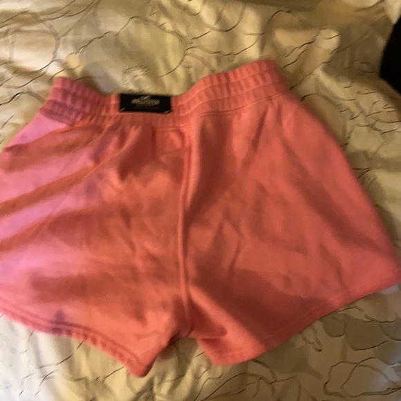 hollister shorts - Picture 3 of 3